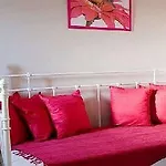 Constantsia Apart Otel