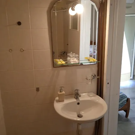 Constantsia Aparthotel