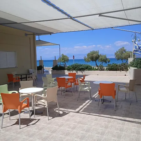 Constantsia Aparthotel 2*