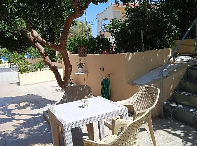 Constantsia 2* Kato Assos