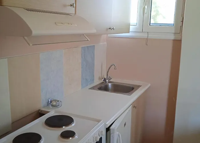 Constantsia Aparthotel 2*